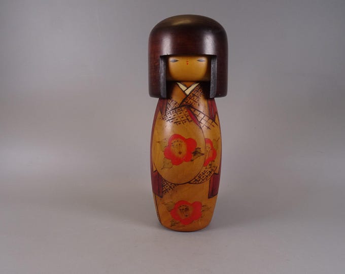 Kokeshi doll wooden figure from Japan vintage, 70s -80s