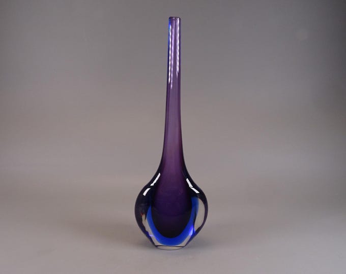 Murano glass vase, Made in Italy Vitage Violet Blue