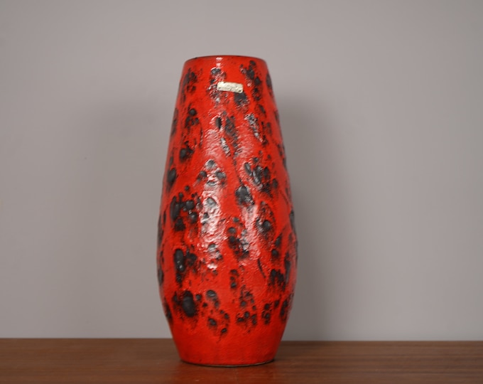 Fire red FAT LAVA Scheurich design vase from the 60s - 70s