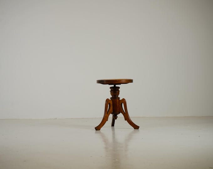 Oak piano stool with Viennese cane webbing