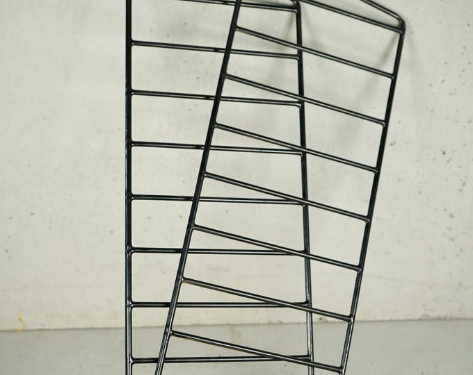 Steel String Shelf from the 1970s
