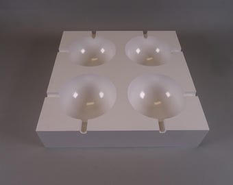 Vintage design ashtray 4 in 1 square shape from the 1970s design Giorgio