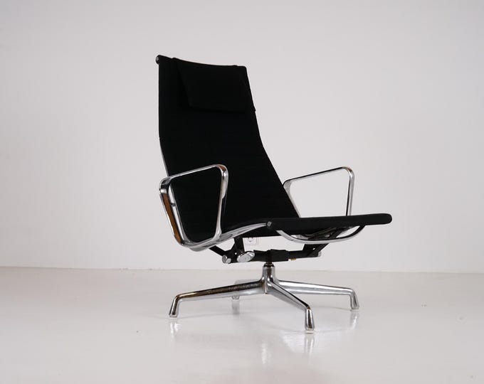 Mid Century Charles & Ray Eames EA 124 Aluminum Lounge Chair - Black Hopsack Herman Miller,
