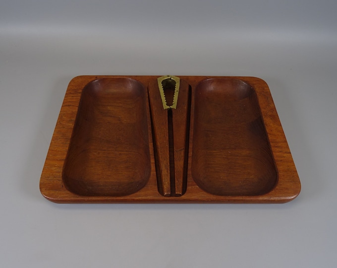 DIGSMED MADE IN DENMARK Bowl with nutcracker from the 70s Teak / Brass
