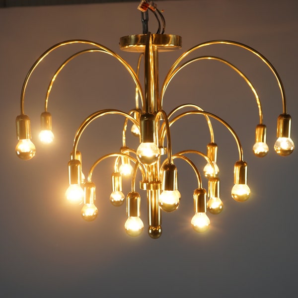 1 Deckenlampe  in Gold mit  Birnen im  Hollywood Regency  Design