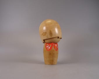 Kokeshi Puppe Holz  Figur aus Japan  Vintage,  70er -80er Jahre