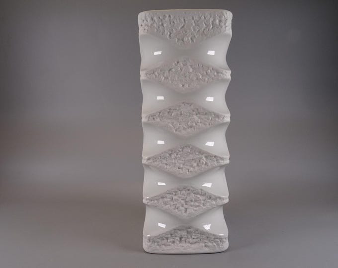 Porcelain Vase Royal Porcelain Bavaria White Vintage 640/4