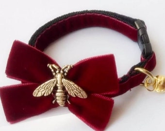 Luxury velvet cat collar Bow tie.Kitten collar.Puppy collar/Personalize Cat collar.Gothic Bow tie. Chihuahua collar.Breakaway/Non-Breakaway