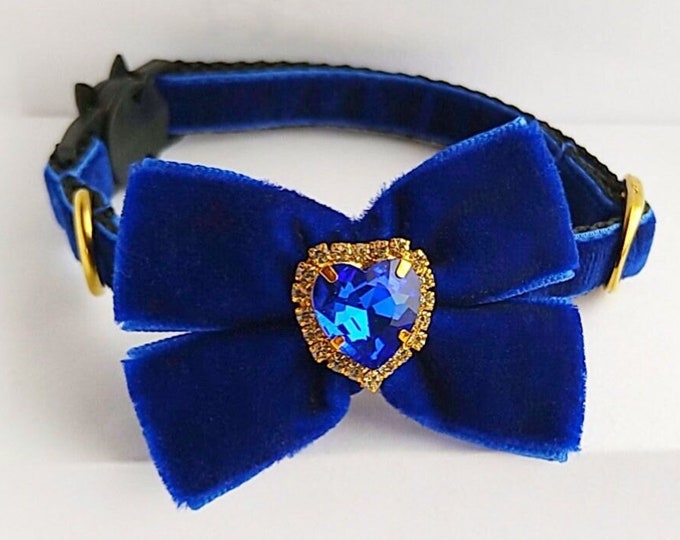 Royal Blue cat collar/personalize Cat collar/blue Bow crystal/Puppy collar/Velvet Bow-tie/Kitten collar/ Breakaway/Non-Breakaway buckle.
