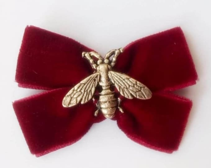 Velvet Bow tie cat/Gothic tie/Bow tie/Collar velvet/Men's Tie/Bow tie collar/Dog bow/ Cat collar/Bow tie dog/Bow tie kitten.