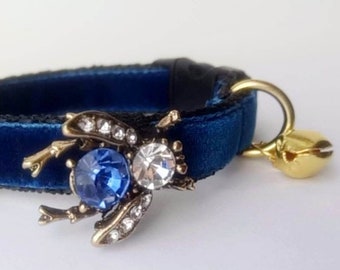 Luxury collar with a fly.Cat collar.Dog collar.Velvet cat collar.Cat collar rhinestones.Girl cat collar.Boy cat collar.Puppy,Kitten collar.