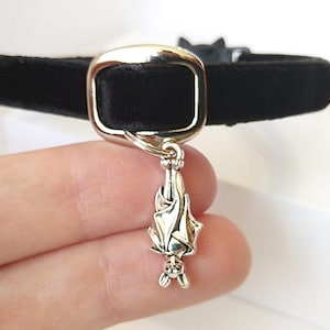 Vampire Bat - cat collar/Halloween cat collar/Black velvet collar/Esoteric collar/Dog Gothic collar/Cat collar/Non-Breakaway/Breakaway