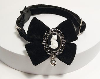 Cat collar - Bow with cat/Gothic  cat collar/Queen cat collar/Victorian dog collar/Bow Brooch-Cameo for pet/Breakaway/Non-Breakaway buckle