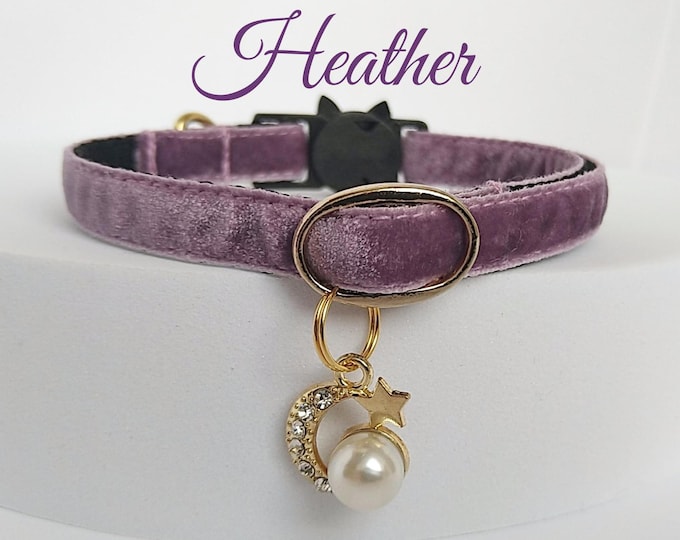 Heather Cat collar with Moon/Pet collar with pearl/Velvet collar with pearl charm/Puppy Kitten collar/Royal collar/Non-Breakaway/Breakaway