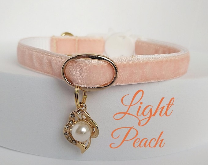 Cat collar with Pearl in the shell sharm/dog collar/Velvet collar with charm/Puppy Kitten collar/Royal collar/Non-Breakaway/Breakaway