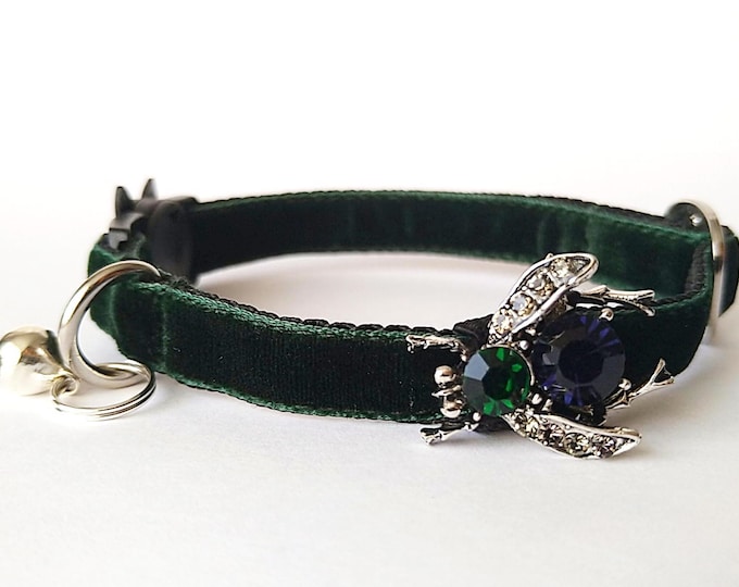 Dark green collar with fly/Royal emerald cat collar/Dog collar/Cat collar id tag/Velvet cat collar/Cat collar/Kitten collar/Breakaway