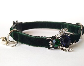 Dark green collar with fly/Royal emerald cat collar/Dog collar/Cat collar id tag/Velvet cat collar/Cat collar/Kitten collar/Breakaway