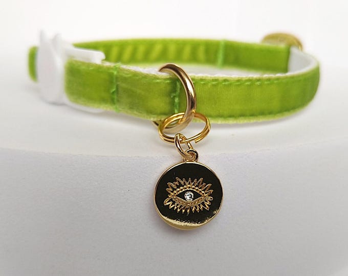 Pet locket with Protection from the evil eye and individual engraving on the back/Engraved Cat ID Tag