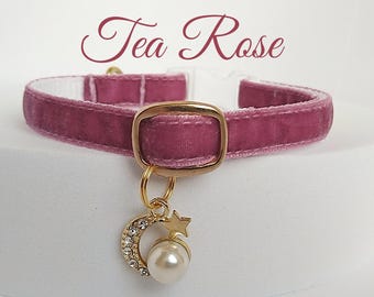 Moon pearl- Cat collar/Pet collar with moon/Velvet collar with charm/dog collar/Royal collar/Non-Breakaway/Breakaway