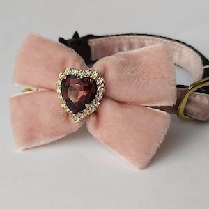 Powdery cat collar/ Velvet personalized cat collar/Velvet bow tie /Puppy collar/Velvet bow tie/Kitten collar/Breakaway/Non-Breakaway buckle