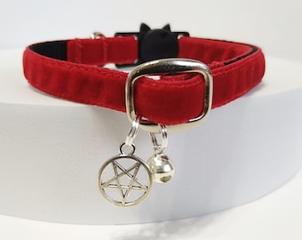 Pentagram cat collar: Gothic Red velvet,Halloween locket,esoteric mystical talisman. Breakaway/Non-Breakaway