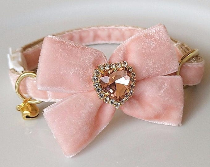 Velvet peach cat collar/Velvet personalize Cat collar/Bow/Puppy collar/Velvet Bow-tie/Kitten collar/Non-Breakaway buckle/Breakaway buckle