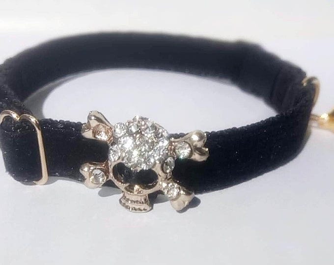 Gothic velvet collar cat,Skull cat collars.Kitten collars.Collar puppy.Chihuahua collars.Gothic velvet collar.Dog Collar.Collar with brooch