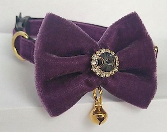 Lilac Velvet Cat Collar: Gothic Purple Bow Tie, Breakaway Kitten Collar