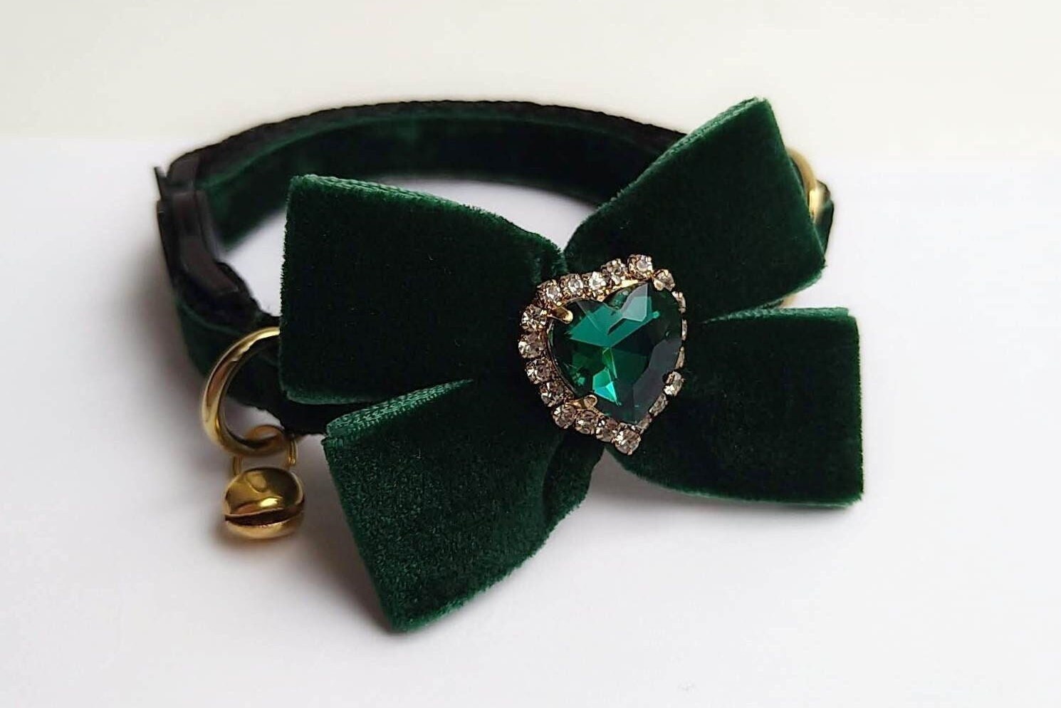 LV Monogram Bow Tie Cat Collar — Frostytch