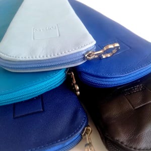 Custodia per ventaglio, Custodia in pelle per ventaglio, colori blu, Design, Regalo per donna, Regalo, Popelin, Barcellona,