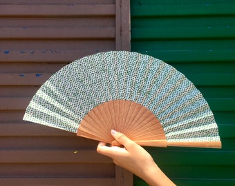 Hand Fan , Green Dots , Abanico , Handmade , Fashion accessory , Design , Gift for woman , Hand fan with box , Popelin , Made in Barcelona.