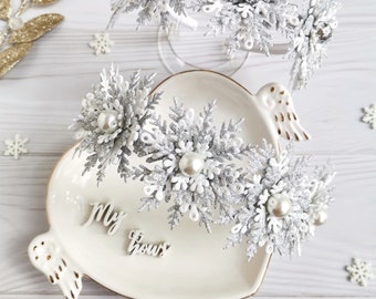 Sparkling Snowflake Crown: Christmas Headband