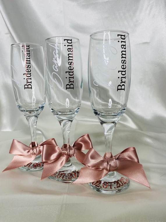 Mini V-Flute Bridal Wedding Glass Personalised Flower Girl & Date on Base. 