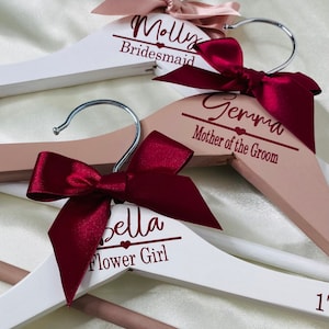 Personalised Wedding Hangers| Personalised Bridesmaid Hangers| Wedding Hangers