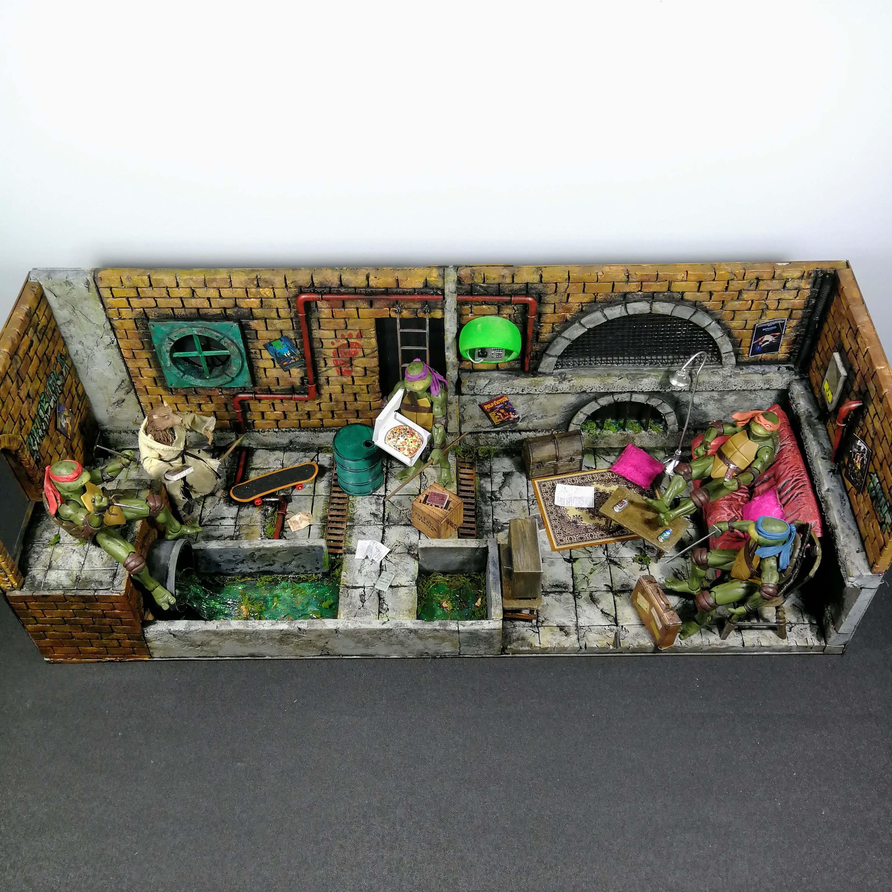 Teenage Mutant Nina Turtles Sewer & Living Room Diorama - Etsy