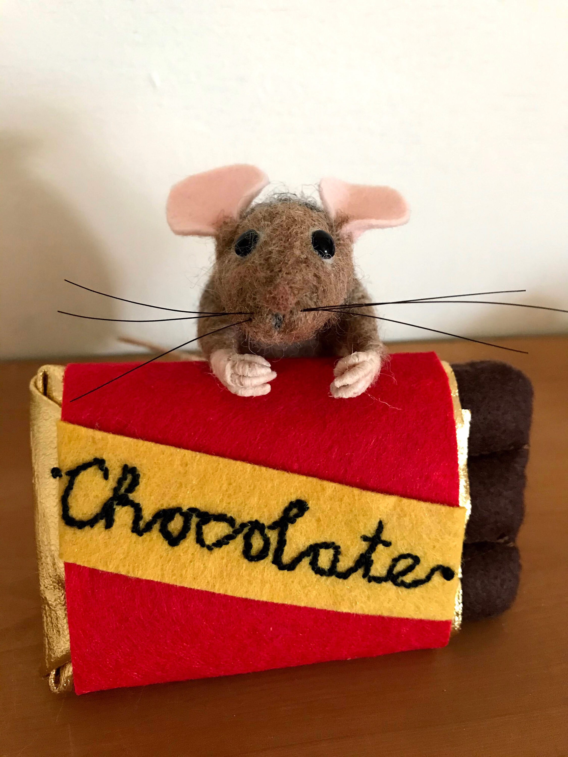 Ratón con chocolate ratón ratones regalo coleccionable Etsy