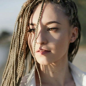 Synthetic blonde hair braids, Custom color braids extensions, double and single ended, Handmade Kanekalon braids extension, DE and SE braids