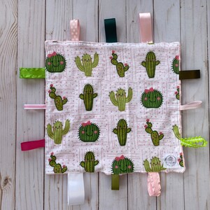 Lovey\Tag Blanket\Security Blanket\Minky\Baby Gift\Baby Shower Gift\Minky Lovey Blanket\Lovey Blanket/Baby Blanket\Pink Cactus Lovey