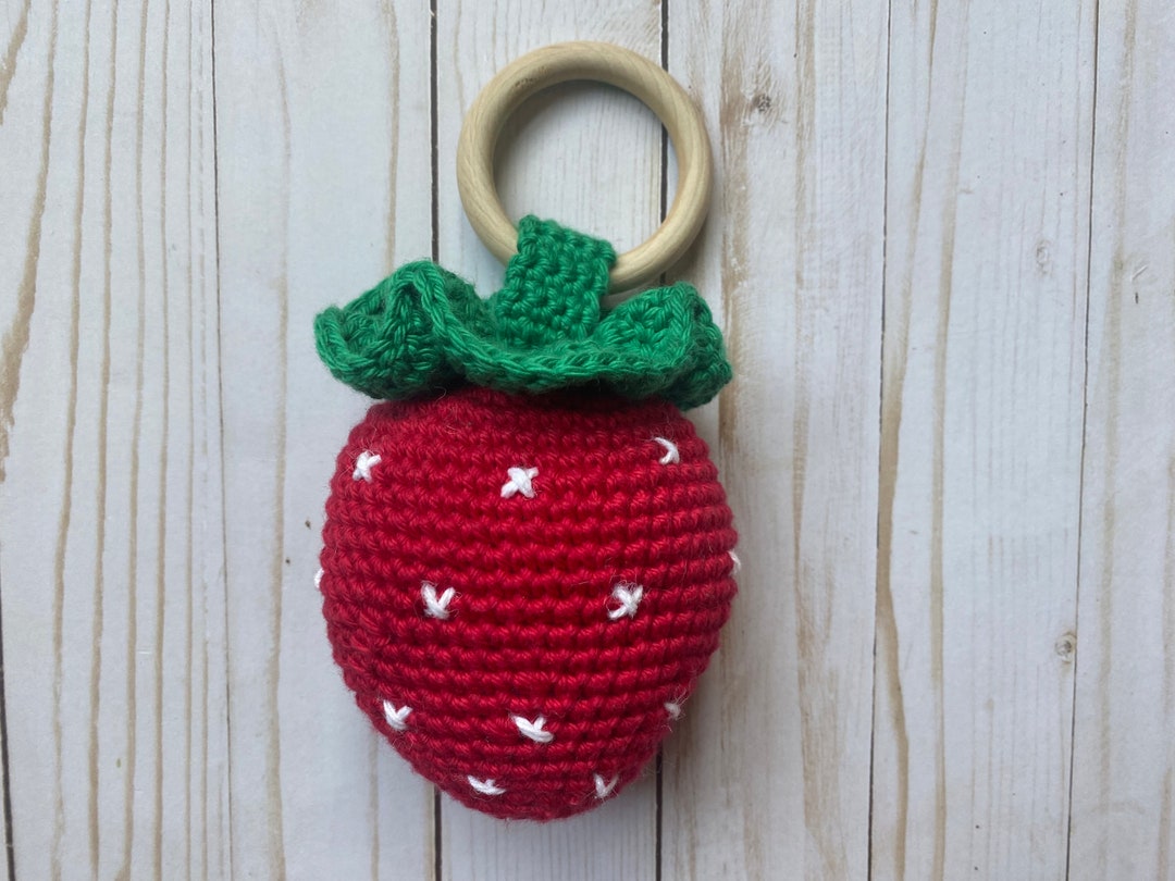 Strawberry Rattle\baby Rattle\crocheted Rattle\baby Gift\baby Shower ...