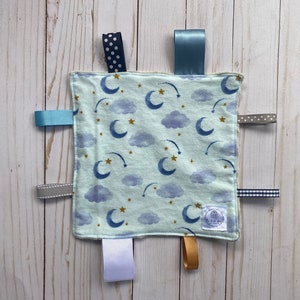 Lovey\Tag Blanket\Security Blanket\Minky\Baby Gift\Baby Shower Gift\Minky Lovey Blanket\Lovey Blanket/Baby Blanket\ribbon lovey\Moon Lovey