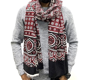 Sciarpa Ajrak in cotone stampato a blocchi: avvolgente per il