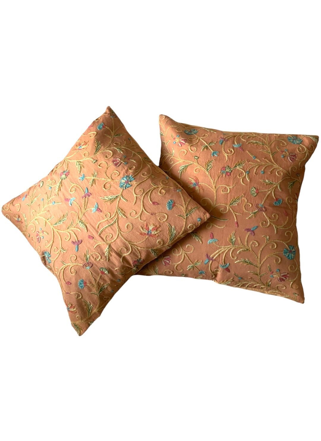 フロアクッションカバー（ペア）| サイズ 30インチ x 30インチ（76 cm