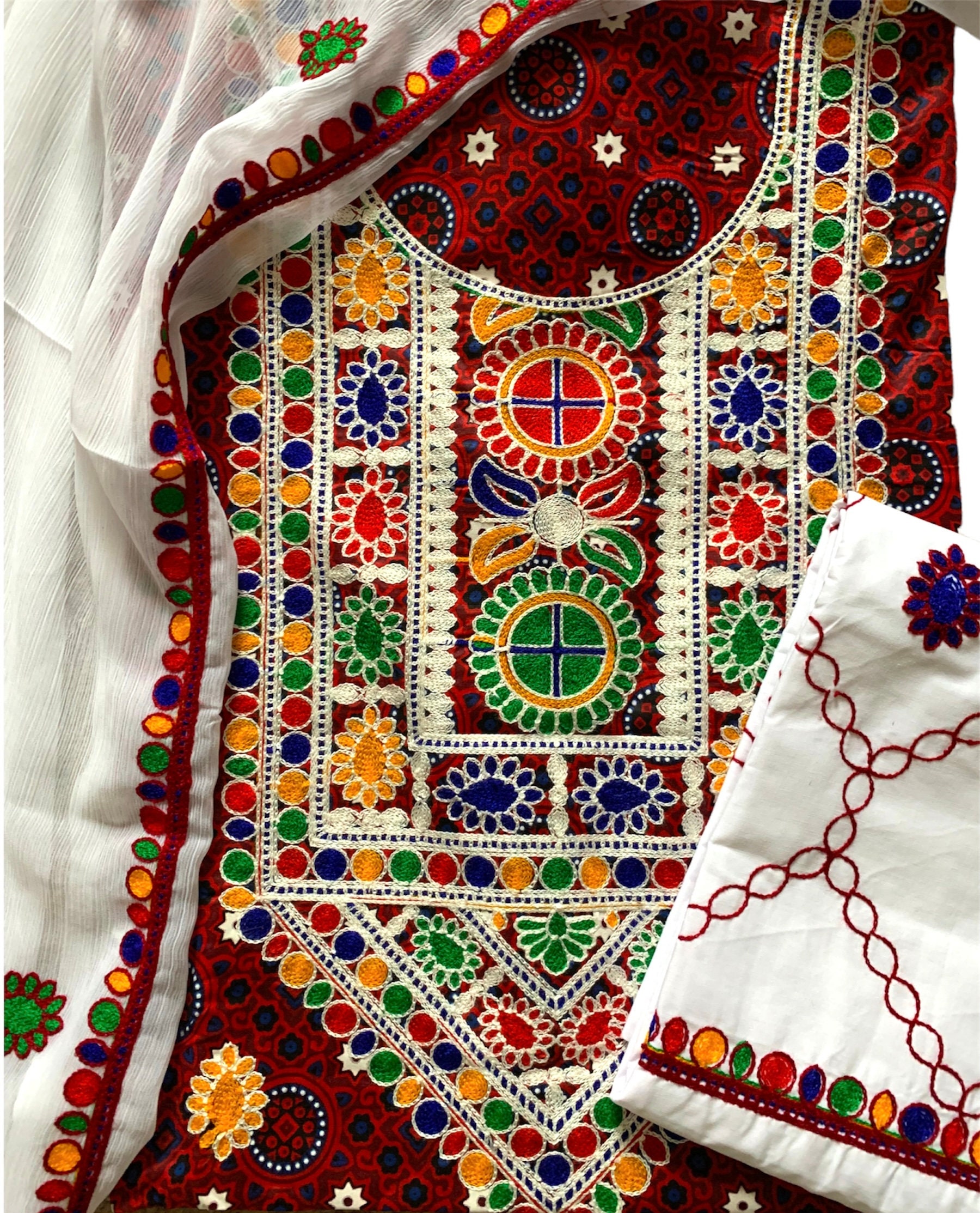 Sindhi Ajrak Lawn Cotton Suit: Embroidered Pakistani Unstitched 3-piece ...