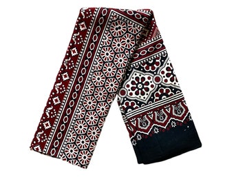 Avvolgente per il collo Sindhi Ajrak pakistano stampato a blocchi