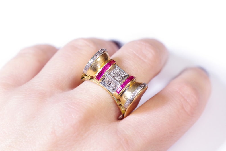 Tank ruby diamond scroll ring in 18k gold, three tones, tank roller ring, retro ring, geometric, antique jewelry Maison Mohs image 4