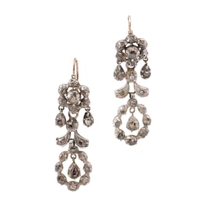 Victorian Provençal diamond drop earrings in 18 karat gold and silver, Long diamond drop earrings, French regional | Maison Mohs