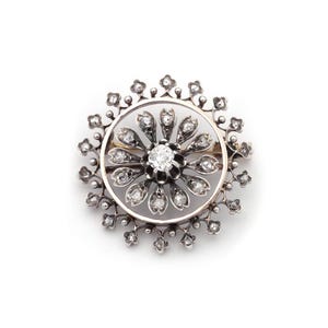Victorian circular diamond brooch, rose window silver and gold pin, Antique flower brooch, rose cut diamonds | Maison Mohs