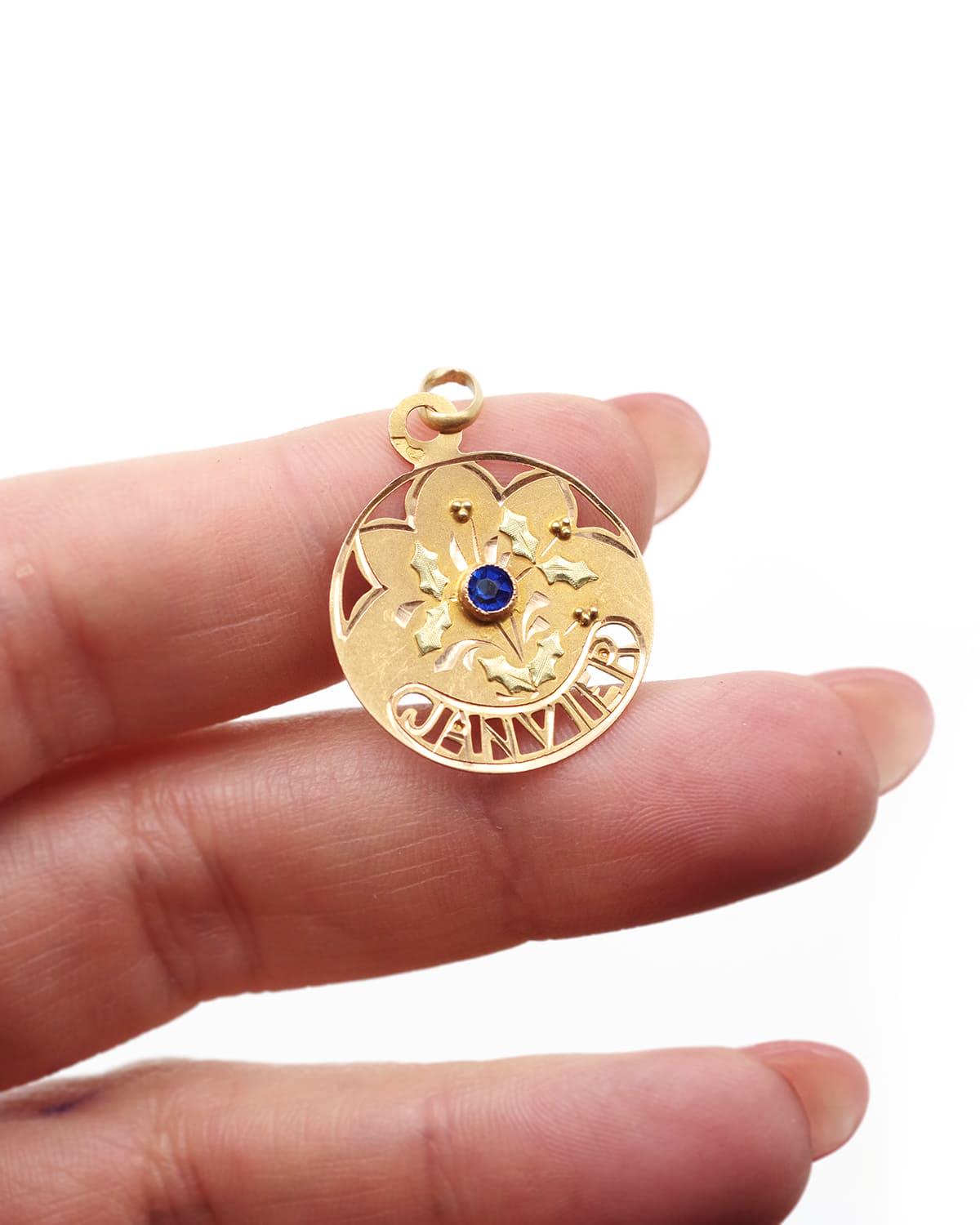 Médaille Art Nouveau Janvier En Or 18 Carats - Médaille De Naissance Avec Feuilles - Occasion
