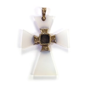 Georgian Maltese cross chalcedony pendant in 9k, reliquary cross, white chalcedony, gold cross, christian pendant | Maison Mohs