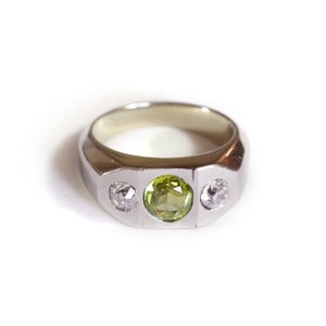 Mid century Diamond and tourmaline signet ring in white gold, pre-owned pinky finger ring | Maison Mohs